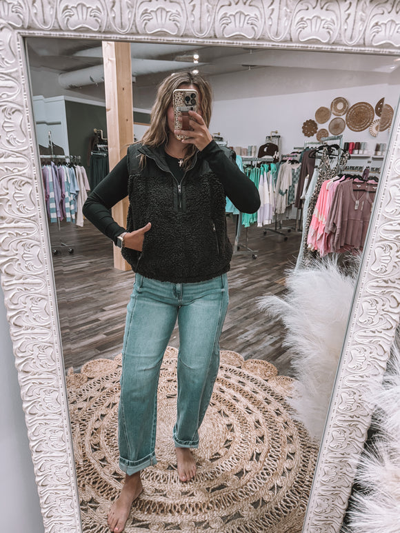 Sherpa Pullover Vest