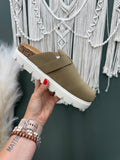 Clogs
